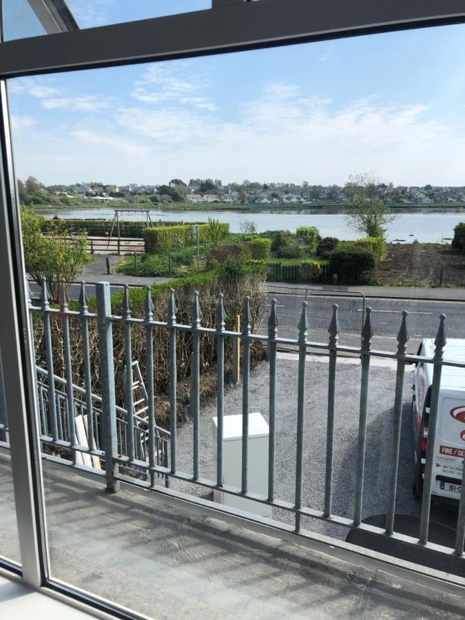 Lake View Galway City Exteriör bild